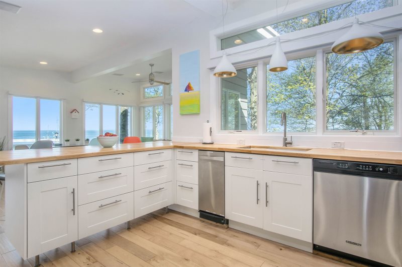 Mid Century Modern Cottage