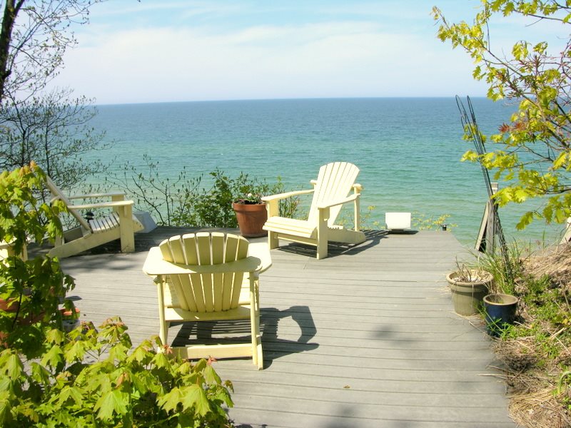 Yellow Paradise Grand Haven Mi Vacation Rental