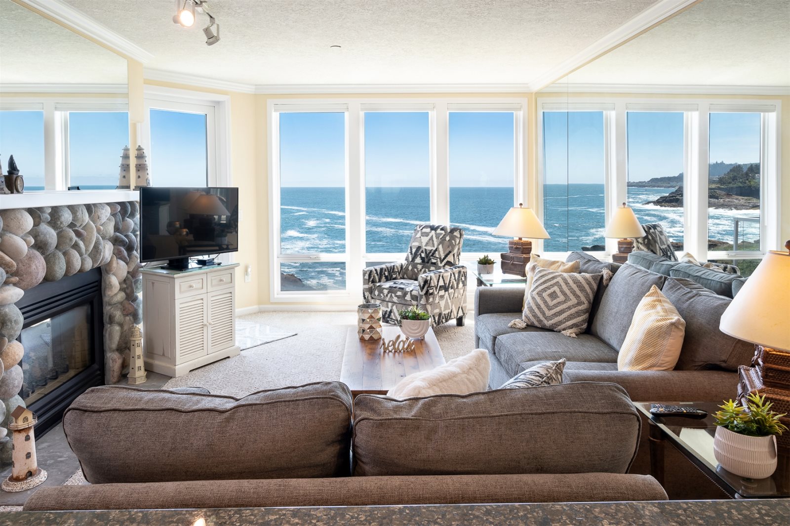 2 Bedroom Condo Oregon Coast Blue Pacific Rental