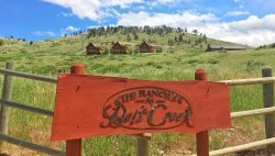  Dude Ranch Log Cabins - Montana, USA