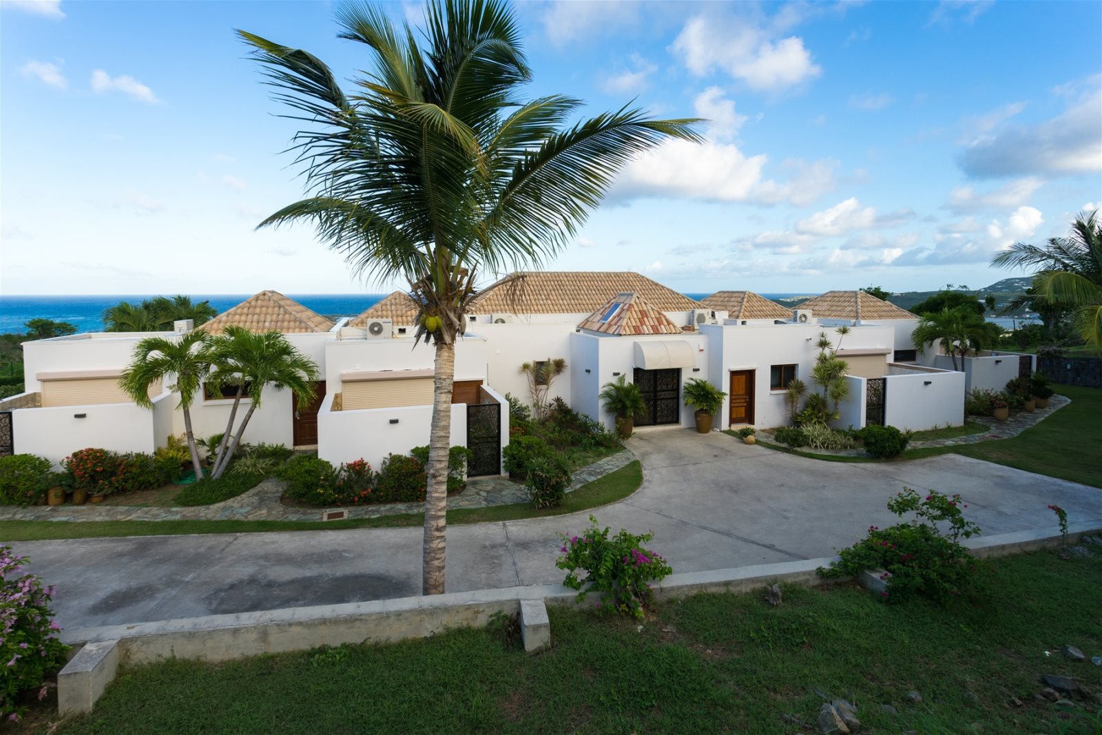 Sky Luxury Rentals - Villa Belle Vue - Orient Bay - St. Martin Island