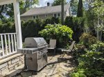 Great outdoor space for grilling.