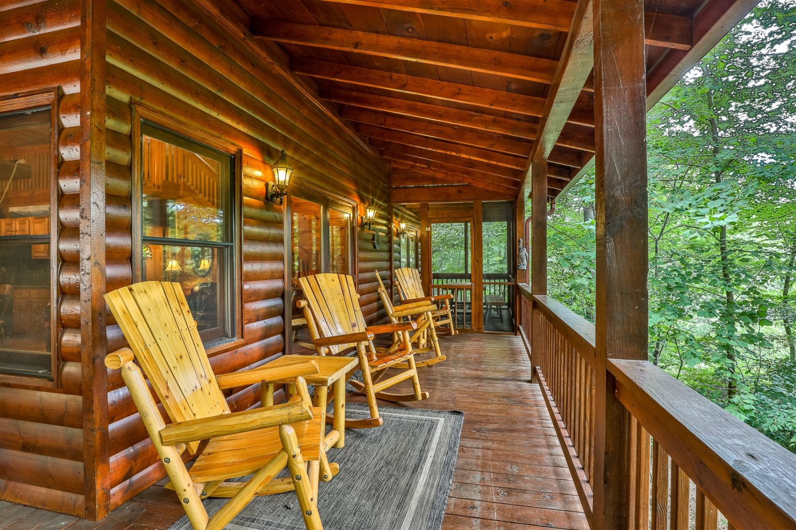 4 Bedroom Ultimate Vacation Cabin l Dragonfly Dreams/ Riverfront Rentals Ellijay/ Vacation