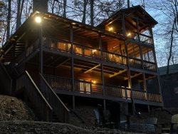 Riverfront Retreat - located in the Coosawattee River Resort