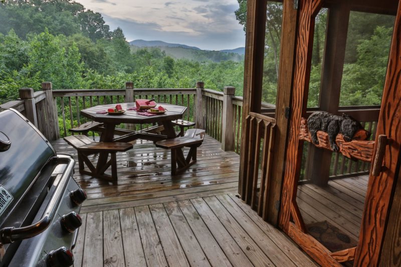 North GA Luxury Cabin Rental | Bearfoot Summit Vacation Cabin