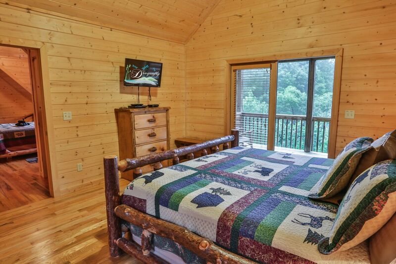 North GA Luxury Cabin Rental | Bearfoot Summit Vacation Cabin