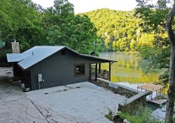 Around The Bend- Lakefront Blue Ridge with Dock