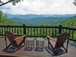 Over the Moon- Blairsville cabin rental -Hot tub, Game Room, Mountain View