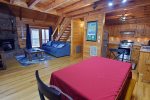 Cardinal Creek-Dining Area