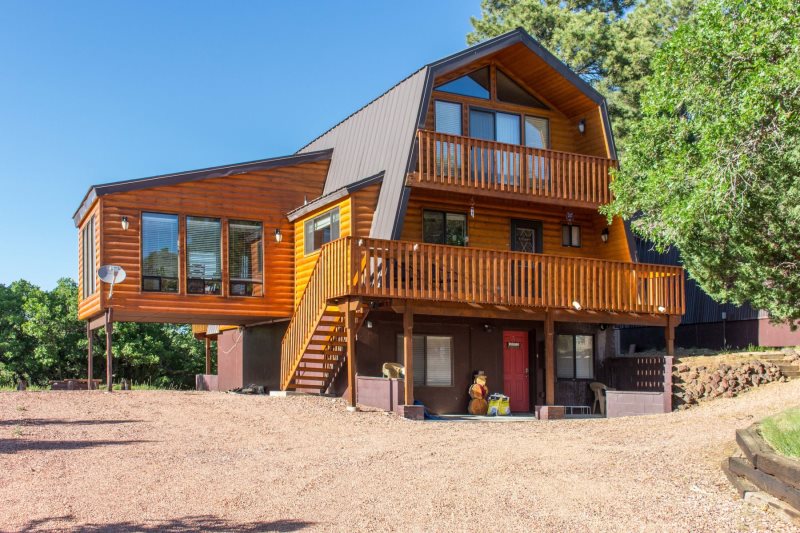 Oak Grove Cabin Central To The National Parks