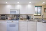 Whether youre preparing a quick bite before a day of exploration or a leisurely island-inspired dinner, the kitchen is fully equipped for your stay