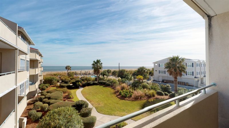 DeSoto Beach Club 204 | Oceanfront Vacation Rental | Tybee ...