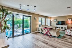 Sandpiper Escape on the Links at Sandestin, Golf Cart, Pool & Beach Access