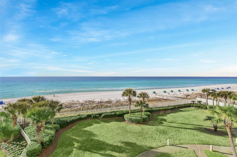Silver Beach Towers West Beachfront Vacation Condo Rental Destin Fl Holiday Pops 2022 Destin Fl