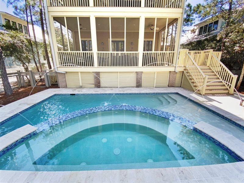 30a Vacay 60 Red Cedar
