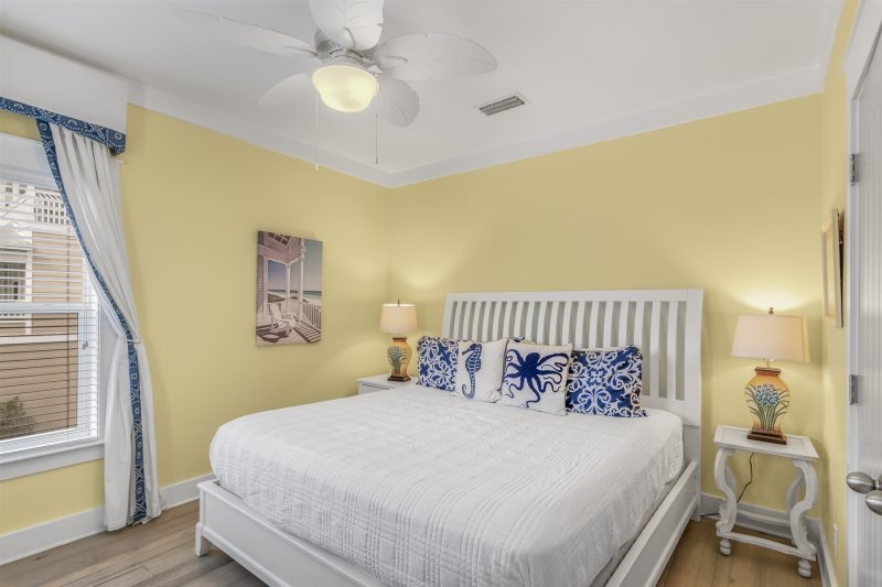 30a Vacay Flip Flop Happy Sleeps 16 Guests In Seacrest