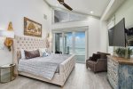 3rd floor king bedroom, beach view