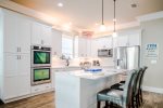 Spacious kitchen for everyone to enjoy cooking