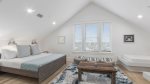 4th Floor Multi-Bed Room King