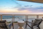 3rd floor beachfront king master furnished walkout balcony