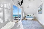 4th floor beachfront multi-bed room