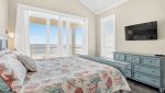 3rd floor beachfront king room
