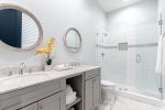 2nd Floor King Bedroom Bathroom