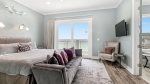 King master bedroom, beach view