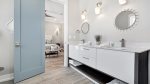 King Bedroom En-Suite