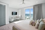 2nd floor king room, beach view
