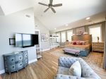 4th Floor Beachfront Family Master Suite with King Bed and Twin over Twin Bunk