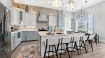 Large Eat-in-Kitchen