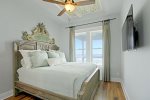 2nd Floor King Room, Beach View