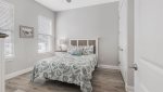 1st floor queen room