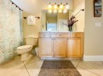 2nd floor king bedroom shared en-suite