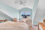 2nd Floor King Suite with Retractable TV