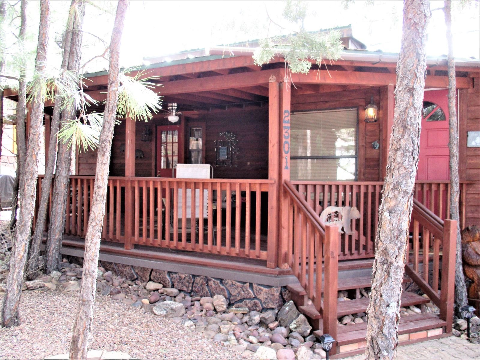 Smith's Saddlebag CabinWhite Mountain Vacation Village SHOW LOW