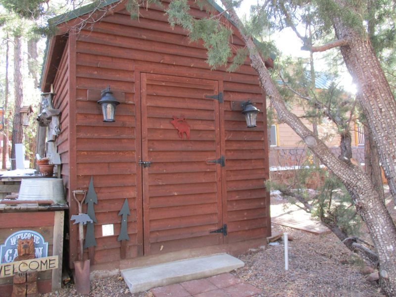 Smith's Saddlebag CabinWhite Mountain Vacation Village SHOW LOW