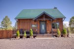 Bear Country Cabin in the White Mountains