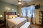 Third Bedroom-Queen Bed