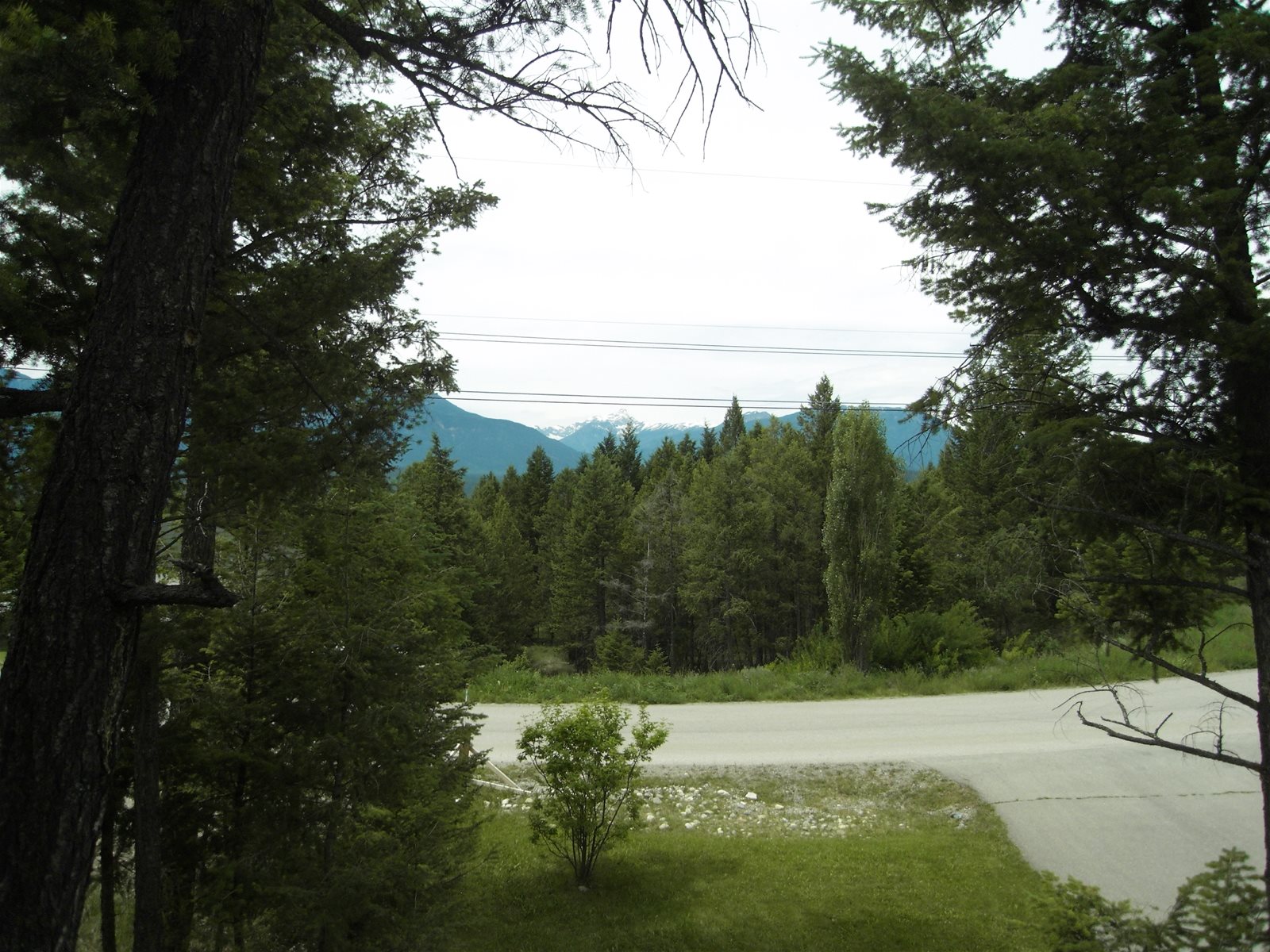 Bear Tracks Chalet, Invermere Vacation Rental, Invermere, British Columbia