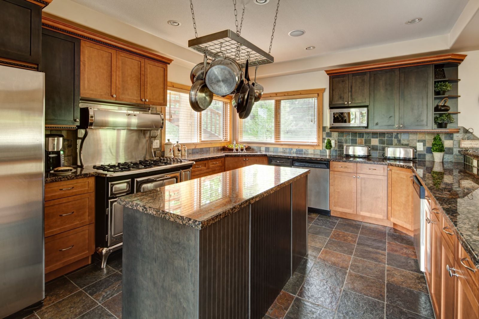 Whiskey Jack Creek Lodge Vacation Rental, Panorama Mountain Resort