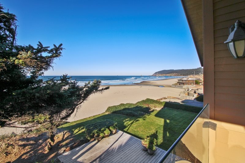 Ocean Front Home L Beachcomber Vacation Homes Oregon Coast