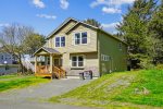 Exterior View of Kenai Retreat