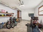 Garage at High Jinks - Guest have access to Bicycles