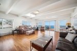 Living room at Endless Views