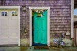 Entry door at Sea Dreams