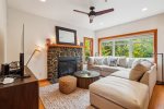Family room at Puffin`s on Larch