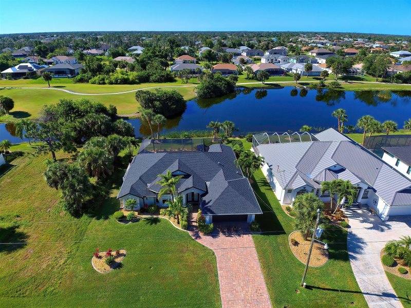 Bella Vista - Florida Luxury Lakefront Vacation Rental
