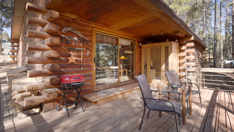 Lake Flora Cabin